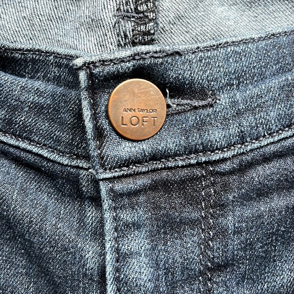 LOFT skinny jeans - Picture 4 of 7